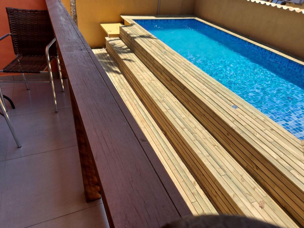 Mamanguá - Flat com Piscina, 50mts da praia, cozinha gourmet, churrasqueira privativa, ar con, WiFi, netflix, garagem Parati Esterno foto