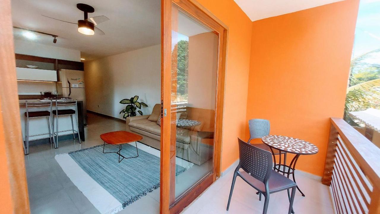 Mamanguá - Flat com Piscina, 50mts da praia, cozinha gourmet, churrasqueira privativa, ar con, WiFi, netflix, garagem Parati Esterno foto
