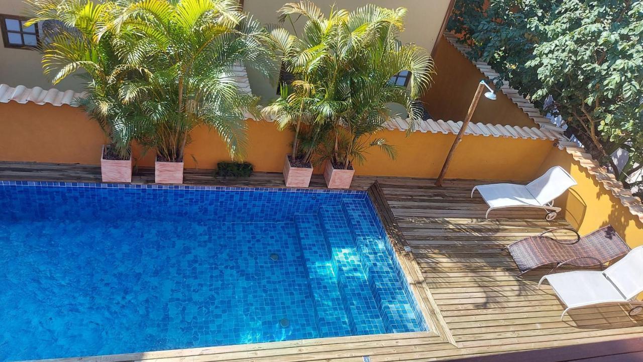 Mamanguá - Flat com Piscina, 50mts da praia, cozinha gourmet, churrasqueira privativa, ar con, WiFi, netflix, garagem Parati Esterno foto